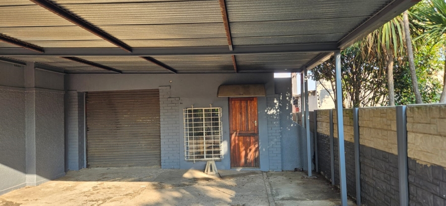 5 Bedroom Property for Sale in Glenvarloch Gauteng