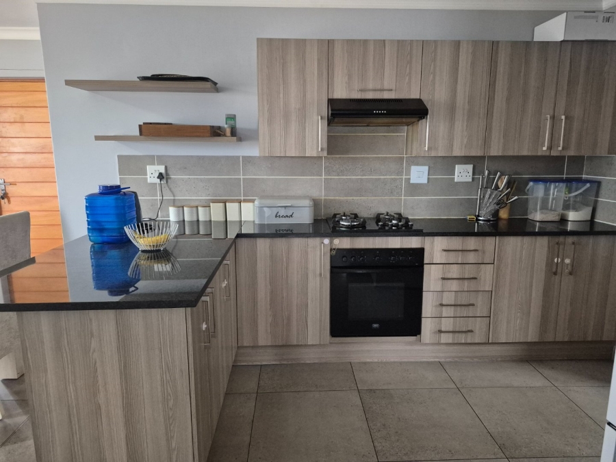 To Let 3 Bedroom Property for Rent in Thatchfield Ridge Gauteng