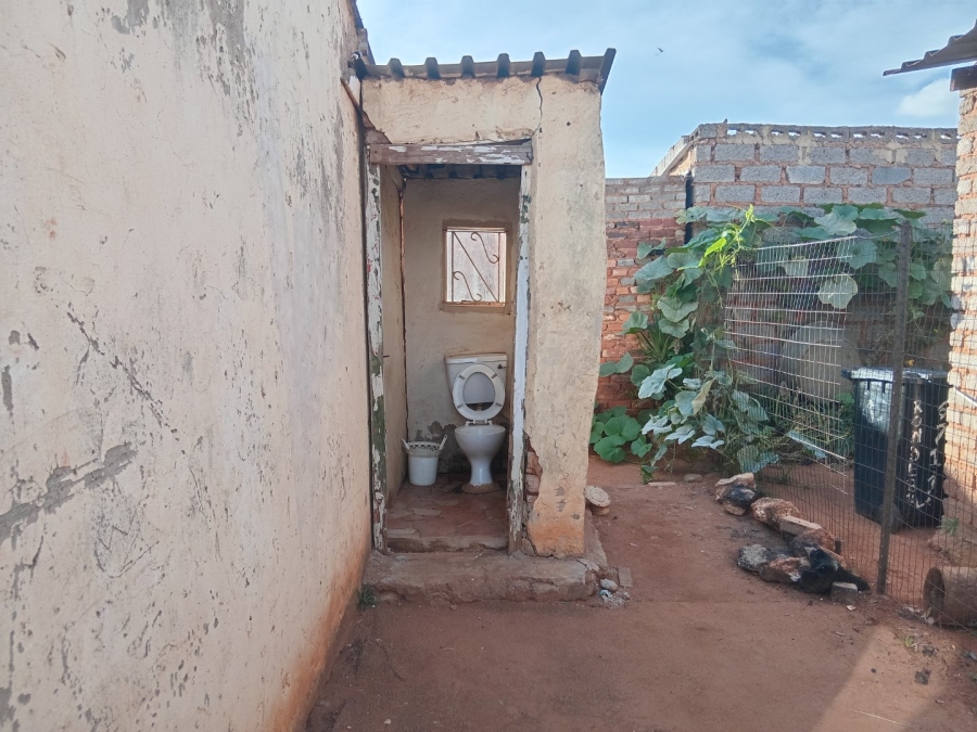 2 Bedroom Property for Sale in Rondebult Gauteng