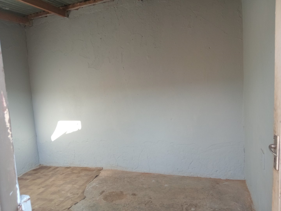 2 Bedroom Property for Sale in Rondebult Gauteng