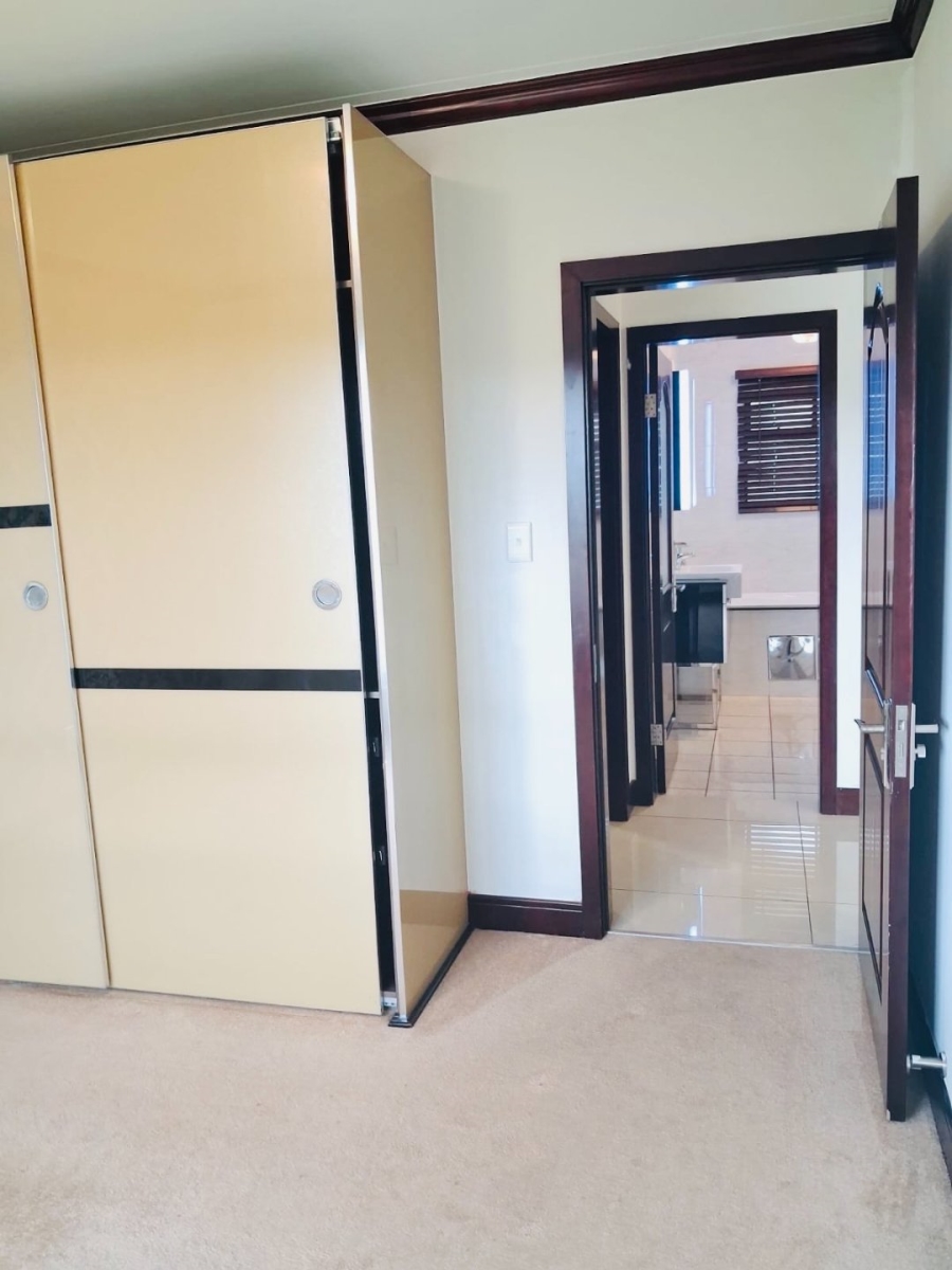 2 Bedroom Property for Sale in Maroeladal Gauteng