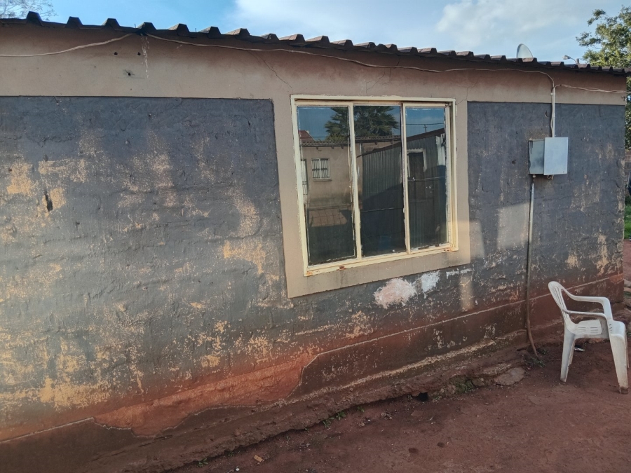 1 Bedroom Property for Sale in Rondebult Gauteng