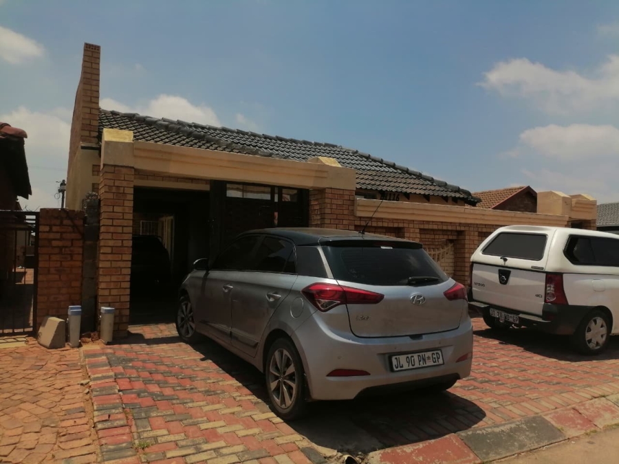 3 Bedroom Property for Sale in Daveyton Gauteng