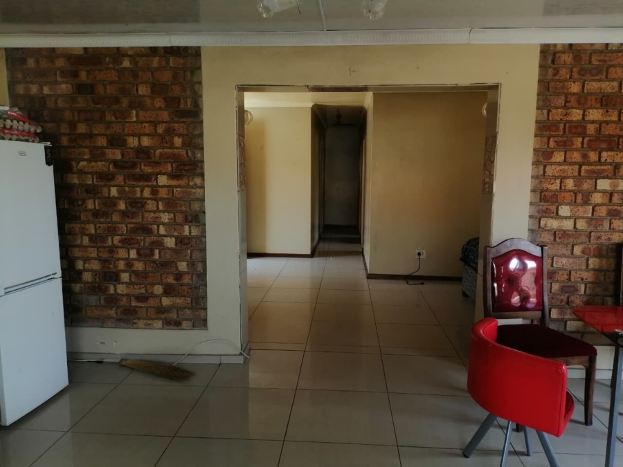 3 Bedroom Property for Sale in Daveyton Gauteng