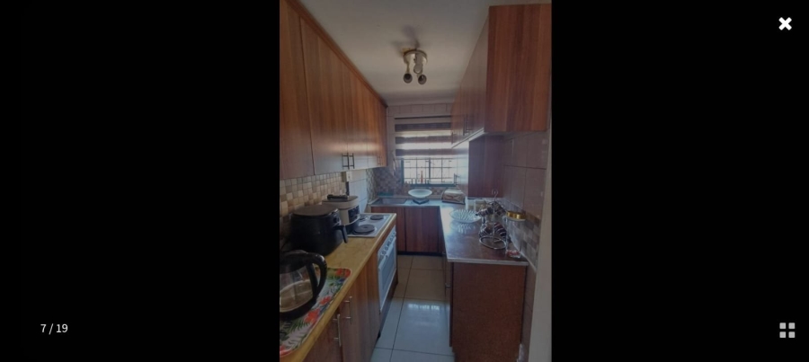  Bedroom Property for Sale in Elandspoort Gauteng