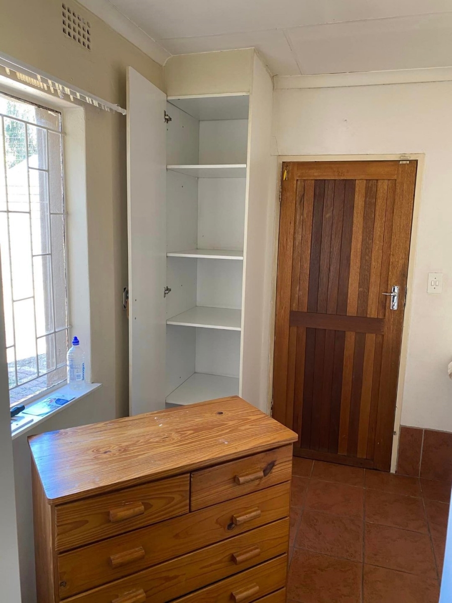 To Let 1 Bedroom Property for Rent in Mulbarton Gauteng