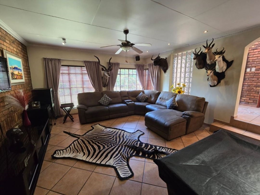3 Bedroom Property for Sale in Birchleigh Gauteng