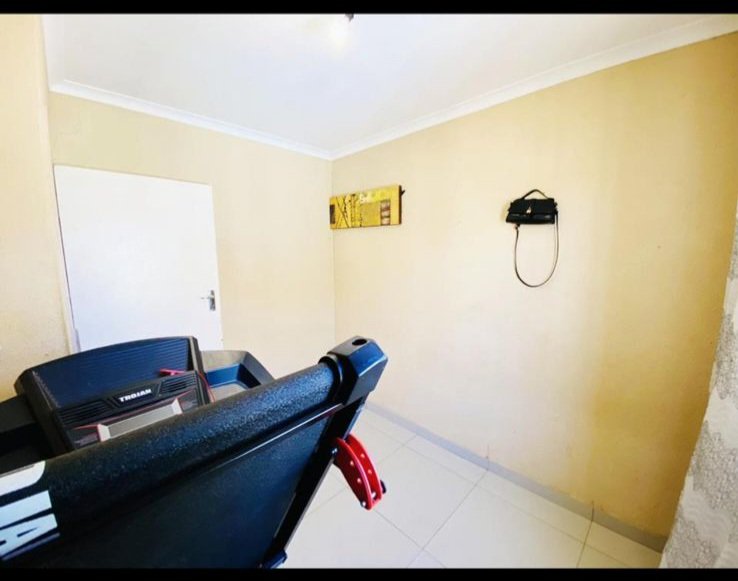 To Let 3 Bedroom Property for Rent in Rosslyn Gauteng