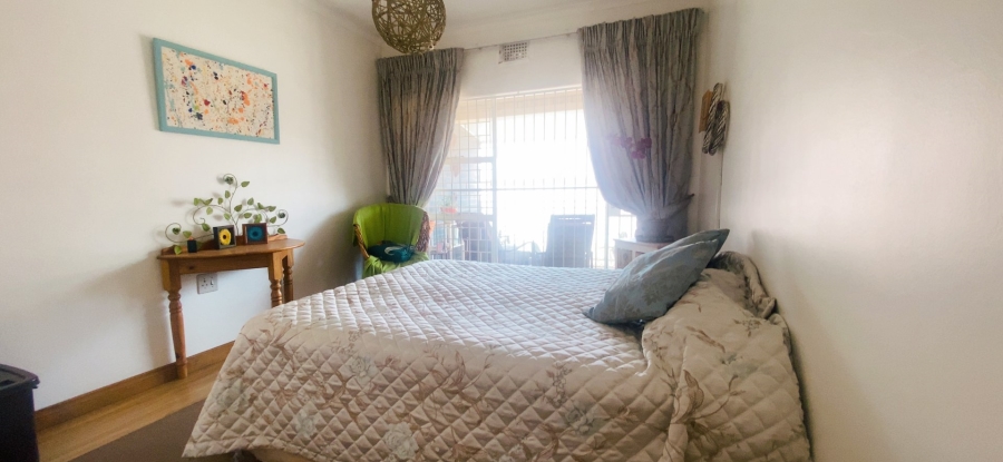 3 Bedroom Property for Sale in Three Rivers Proper Gauteng