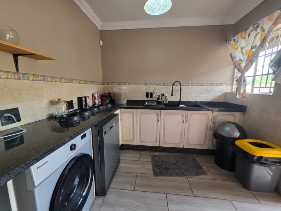 3 Bedroom Property for Sale in Three Rivers Proper Gauteng
