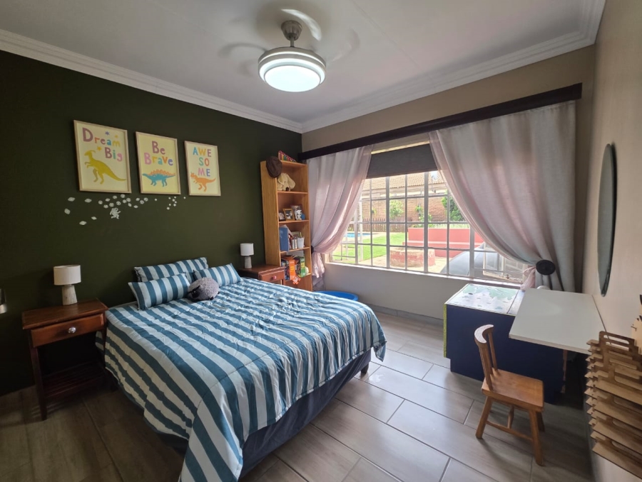 3 Bedroom Property for Sale in Three Rivers Proper Gauteng