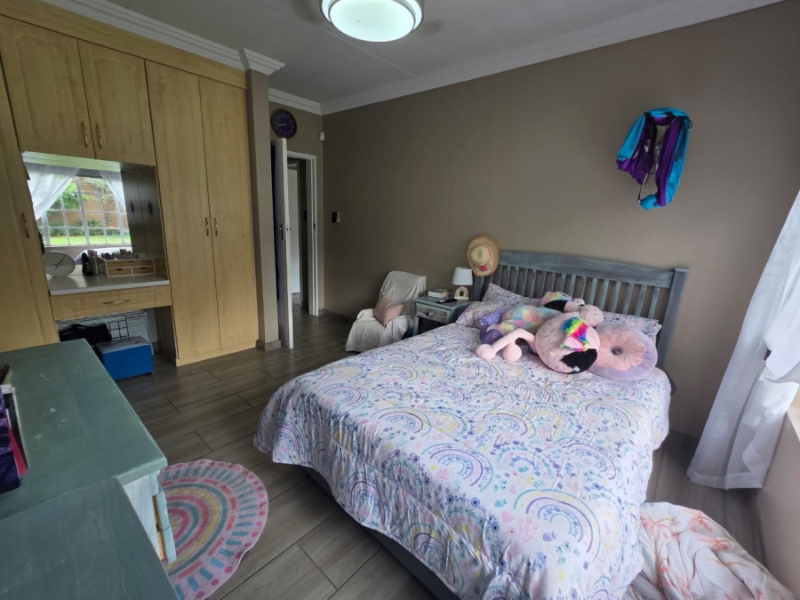 3 Bedroom Property for Sale in Three Rivers Proper Gauteng