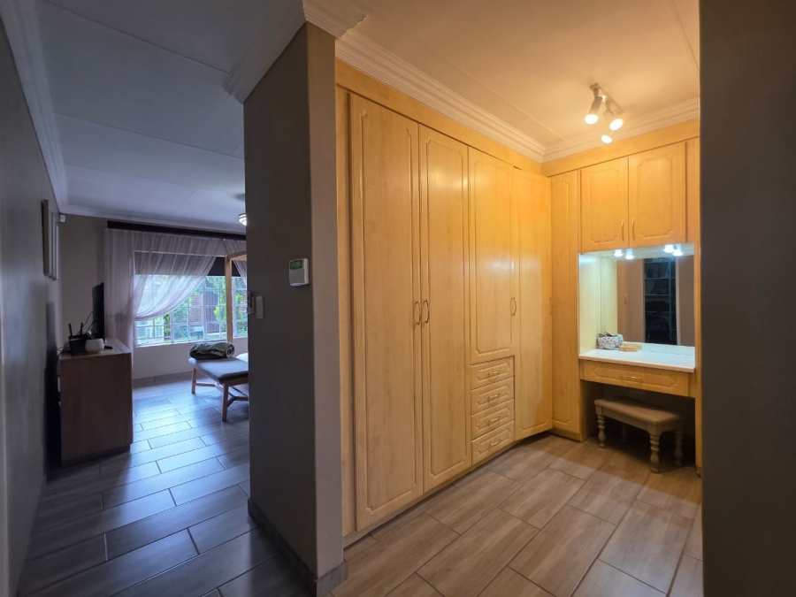 3 Bedroom Property for Sale in Three Rivers Proper Gauteng