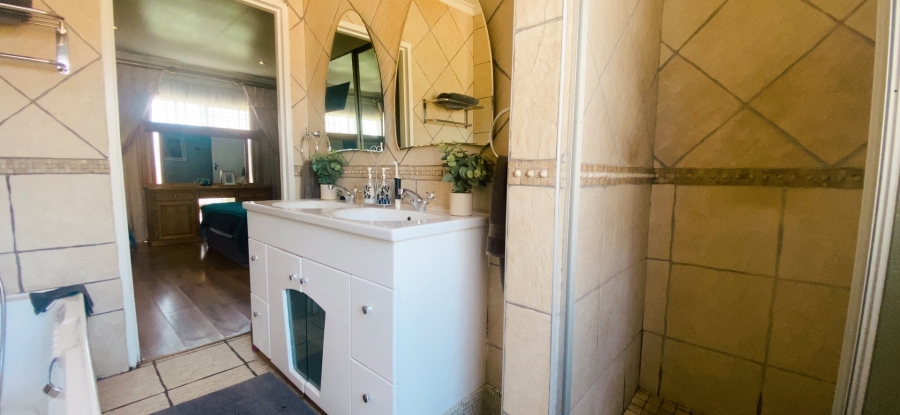 3 Bedroom Property for Sale in Arcon Park Gauteng