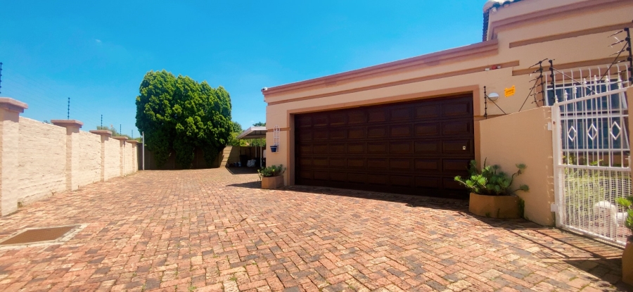 3 Bedroom Property for Sale in Arcon Park Gauteng