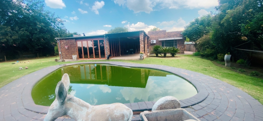 4 Bedroom Property for Sale in Three Rivers East Gauteng