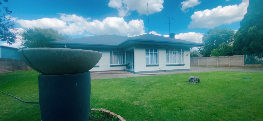  Bedroom Property for Sale in Three Rivers Gauteng