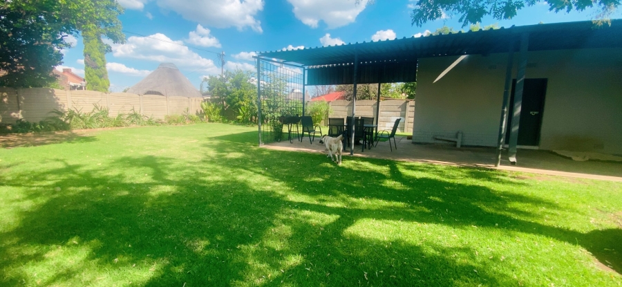  Bedroom Property for Sale in Three Rivers Gauteng