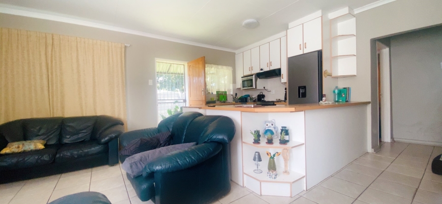  Bedroom Property for Sale in Three Rivers Gauteng