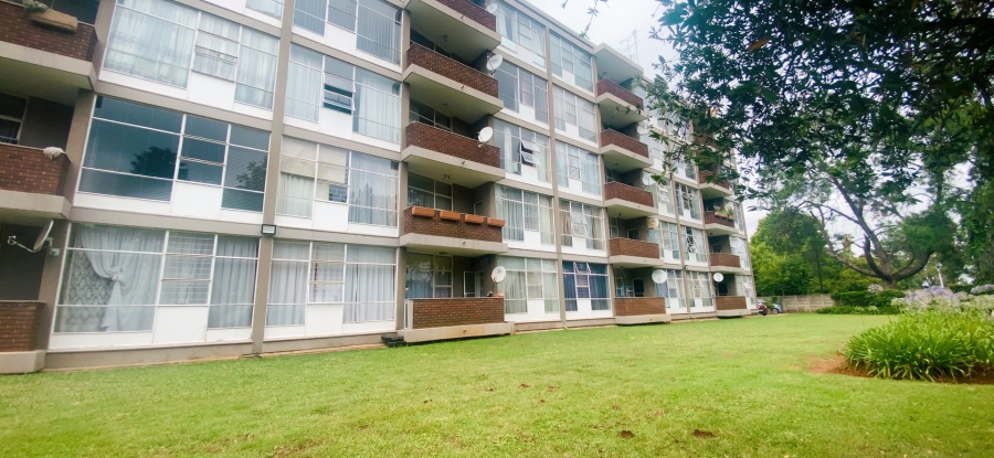 3 Bedroom Property for Sale in Three Rivers Proper Gauteng