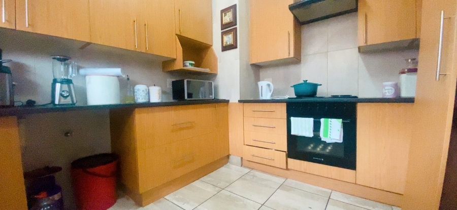 3 Bedroom Property for Sale in Three Rivers Proper Gauteng