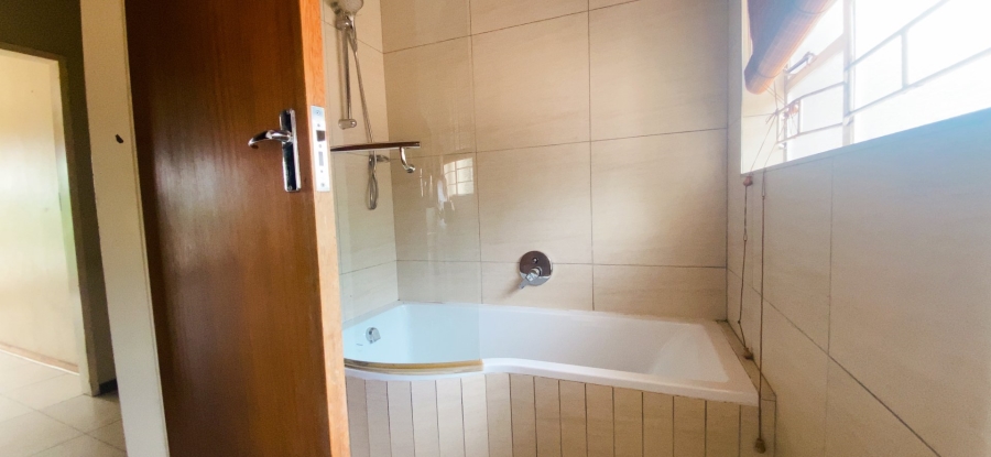 3 Bedroom Property for Sale in Three Rivers East Gauteng