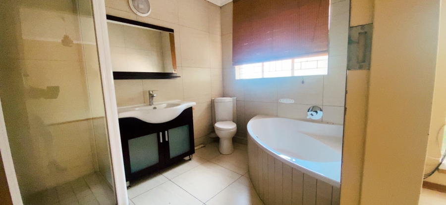 3 Bedroom Property for Sale in Three Rivers East Gauteng