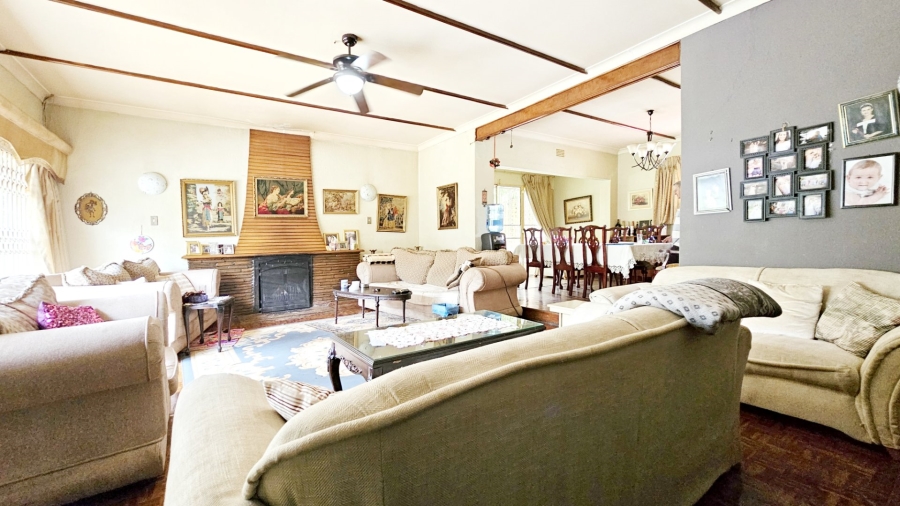 3 Bedroom Property for Sale in Three Rivers Proper Gauteng