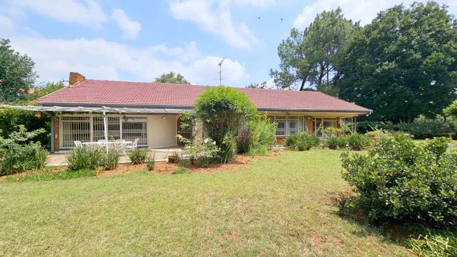 3 Bedroom Property for Sale in Three Rivers Proper Gauteng