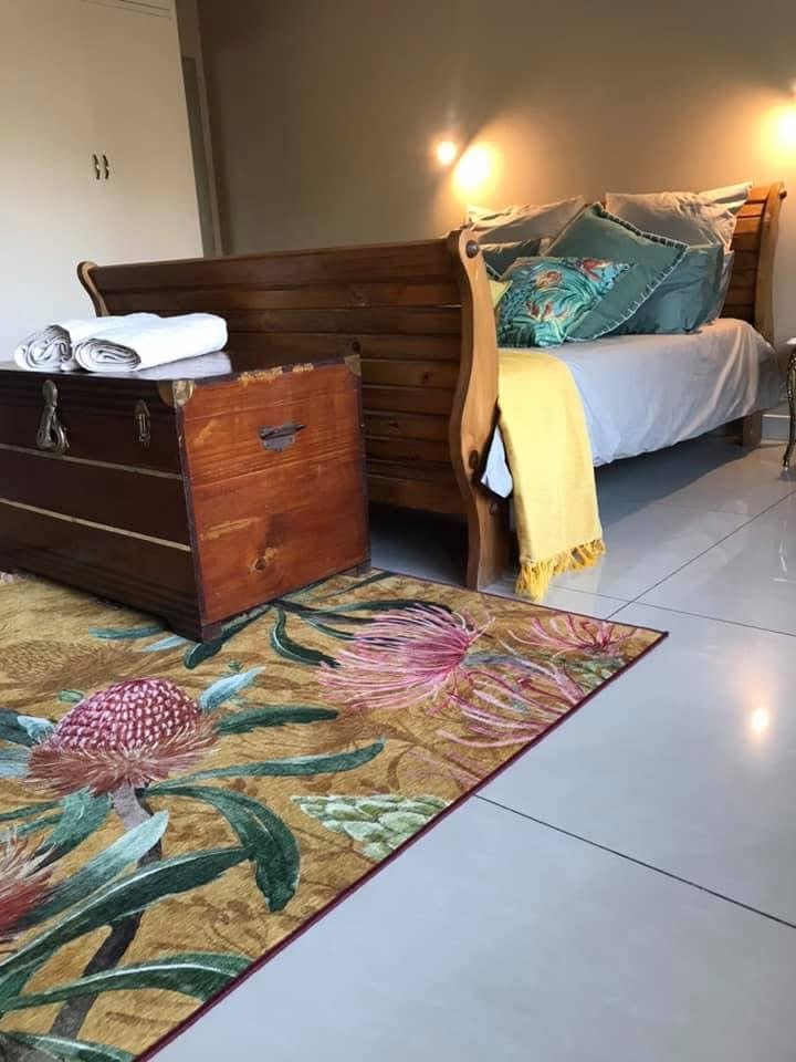 10 Bedroom Property for Sale in Three Rivers Proper Gauteng