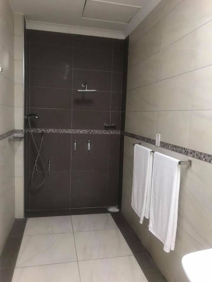 10 Bedroom Property for Sale in Three Rivers Proper Gauteng