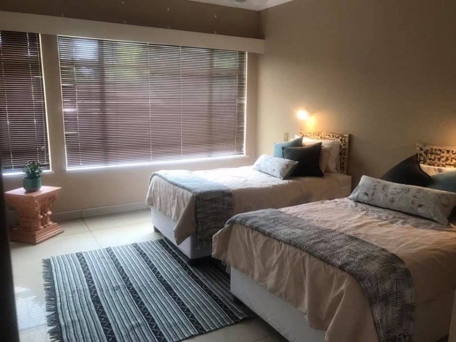 10 Bedroom Property for Sale in Three Rivers Proper Gauteng