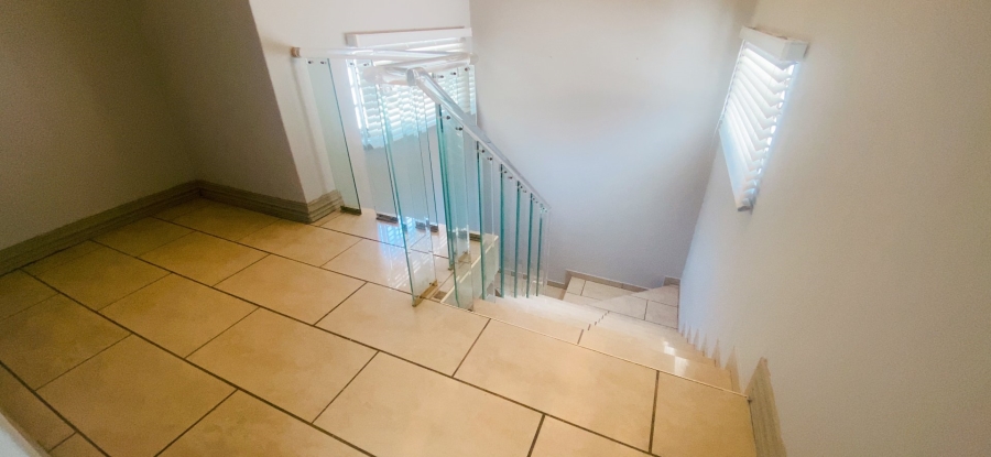 4 Bedroom Property for Sale in Three Rivers Proper Gauteng