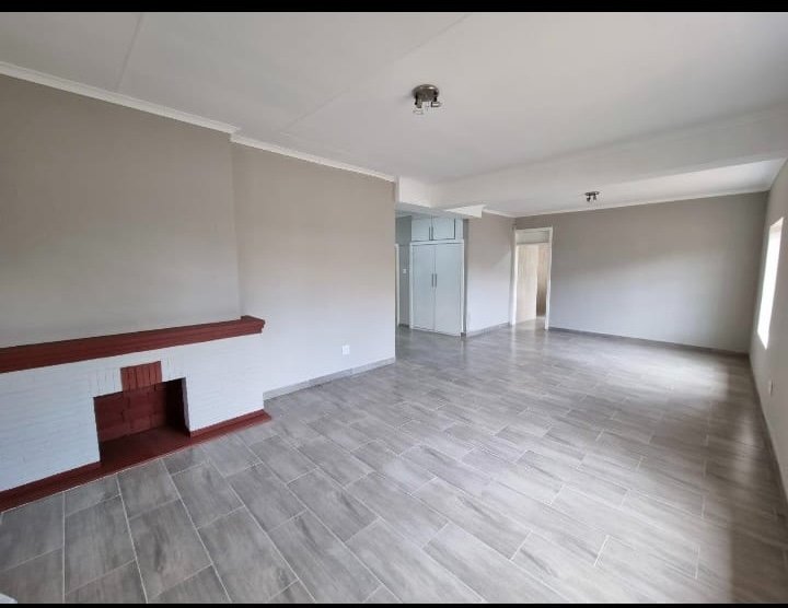 3 Bedroom Property for Sale in Three Rivers Gauteng