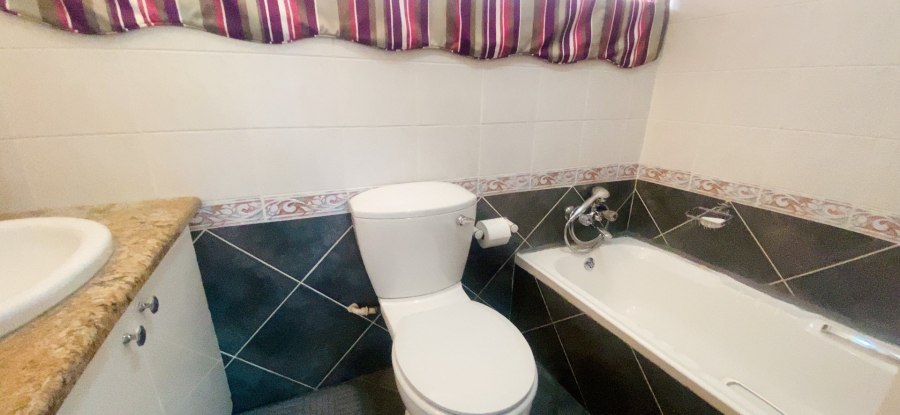 3 Bedroom Property for Sale in Three Rivers East Gauteng