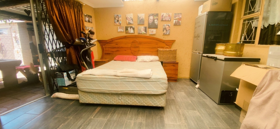 4 Bedroom Property for Sale in Three Rivers Gauteng