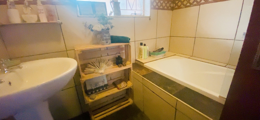 4 Bedroom Property for Sale in Three Rivers Gauteng