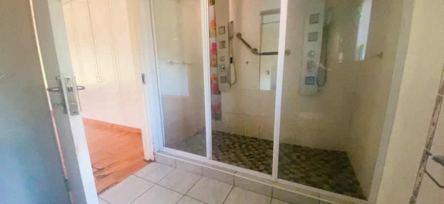 3 Bedroom Property for Sale in Three Rivers Proper Gauteng