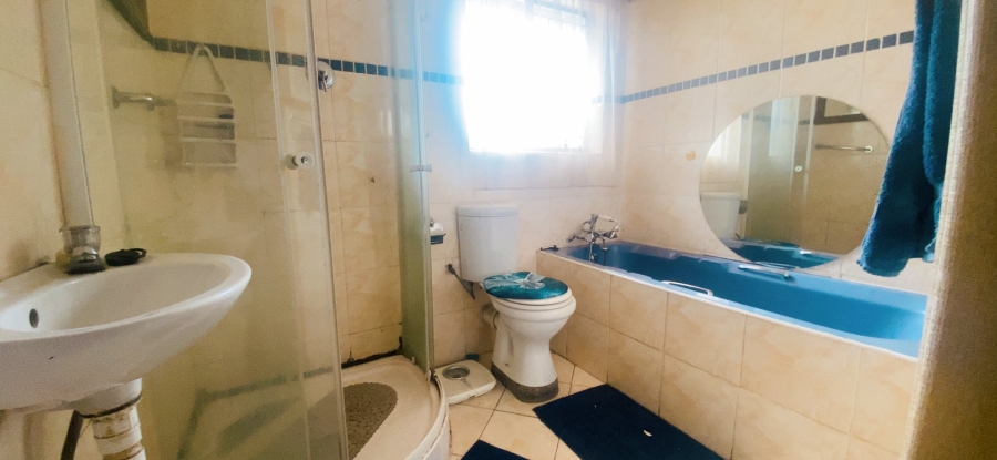 3 Bedroom Property for Sale in Risiville Gauteng