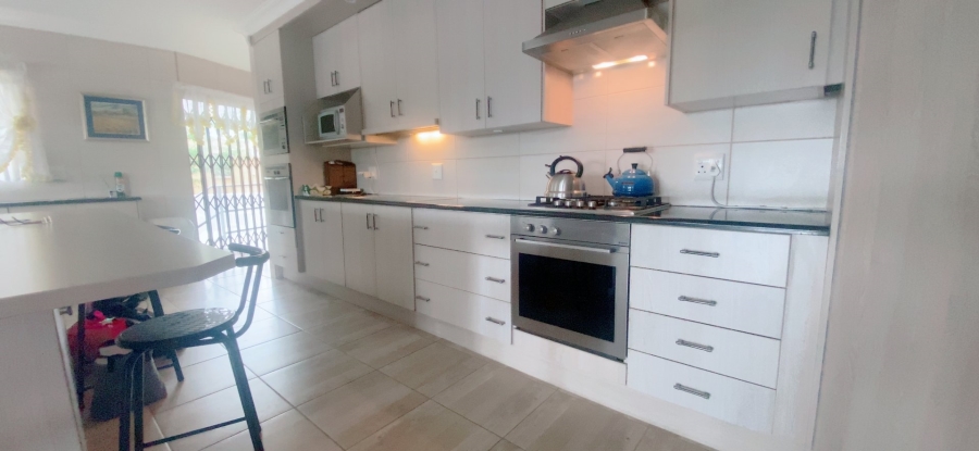 4 Bedroom Property for Sale in Three Rivers East Gauteng