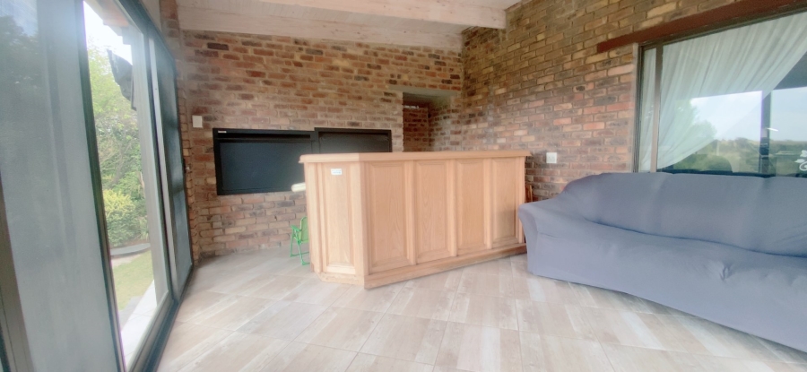 4 Bedroom Property for Sale in Three Rivers East Gauteng