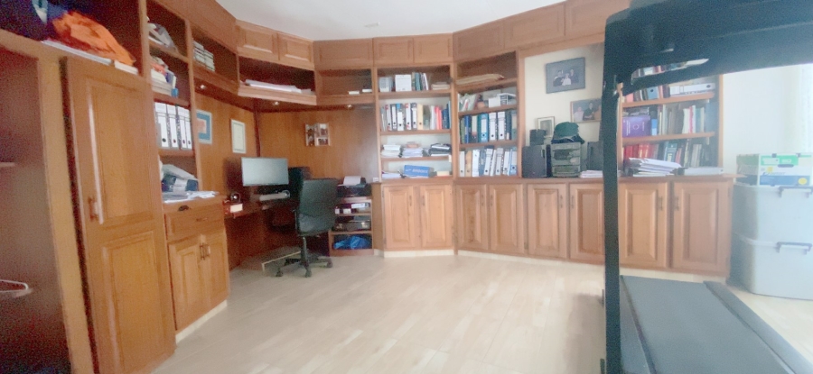 4 Bedroom Property for Sale in Three Rivers East Gauteng