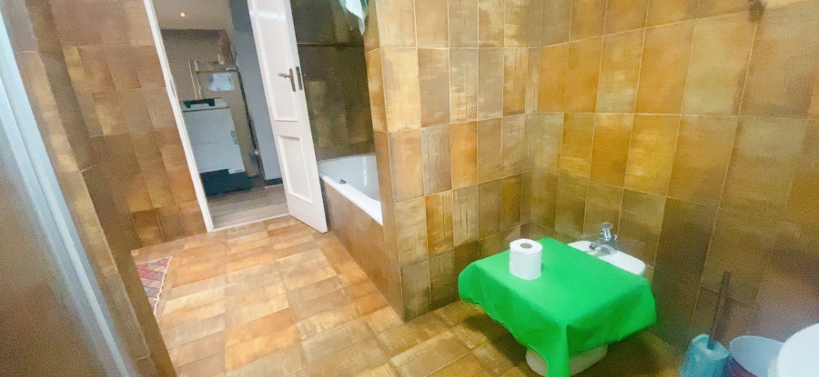 3 Bedroom Property for Sale in Three Rivers Proper Gauteng