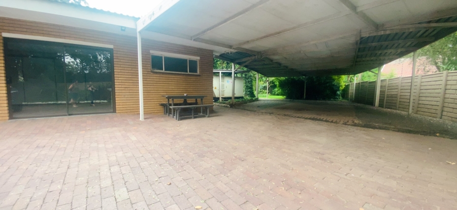 3 Bedroom Property for Sale in Three Rivers Proper Gauteng