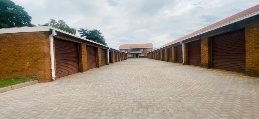 2 Bedroom Property for Sale in Three Rivers Gauteng