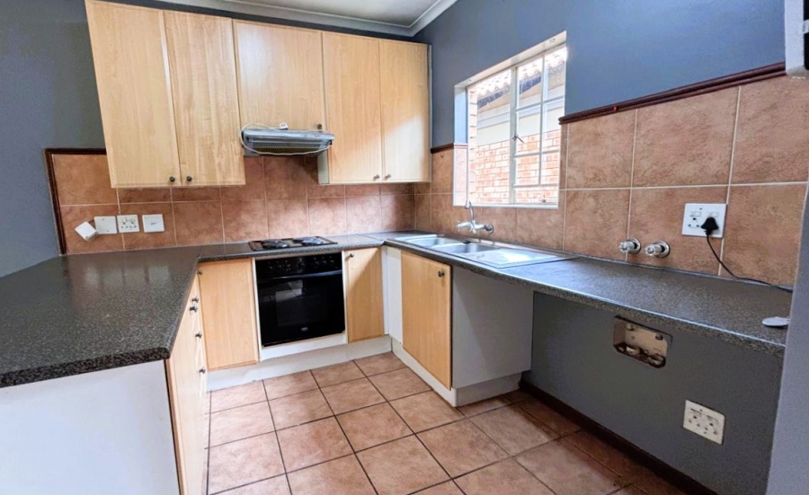 3 Bedroom Property for Sale in Eco Park Gauteng