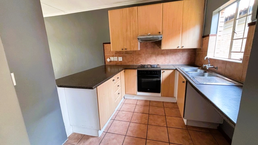 3 Bedroom Property for Sale in Eco Park Gauteng