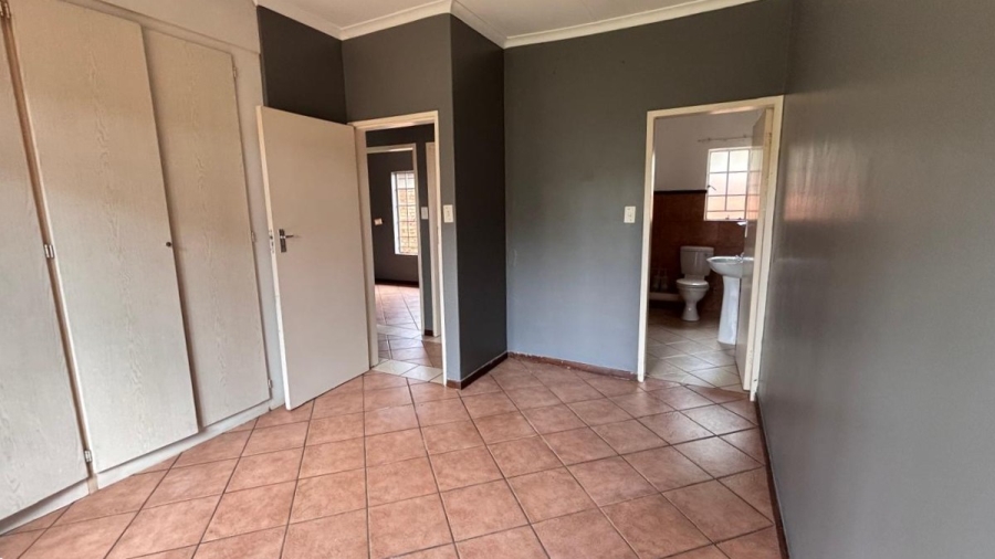 3 Bedroom Property for Sale in Eco Park Gauteng