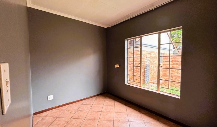 3 Bedroom Property for Sale in Eco Park Gauteng