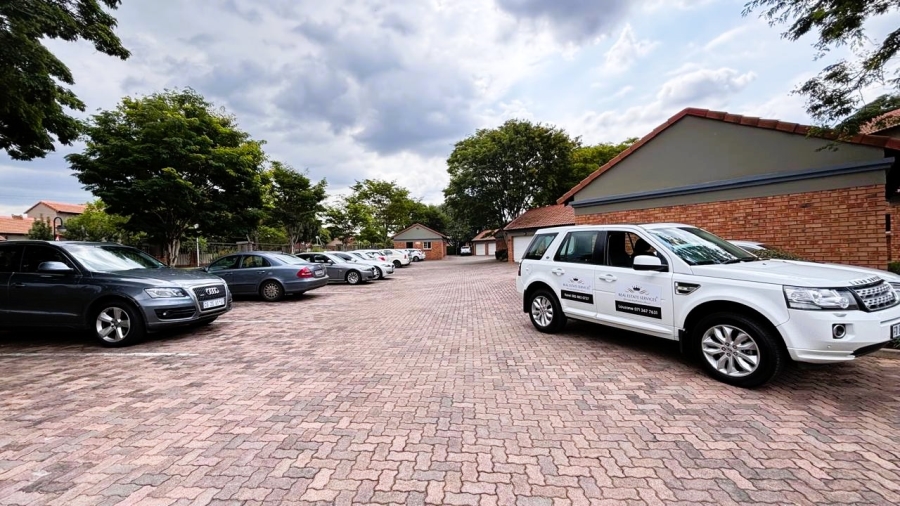 3 Bedroom Property for Sale in Eco Park Gauteng